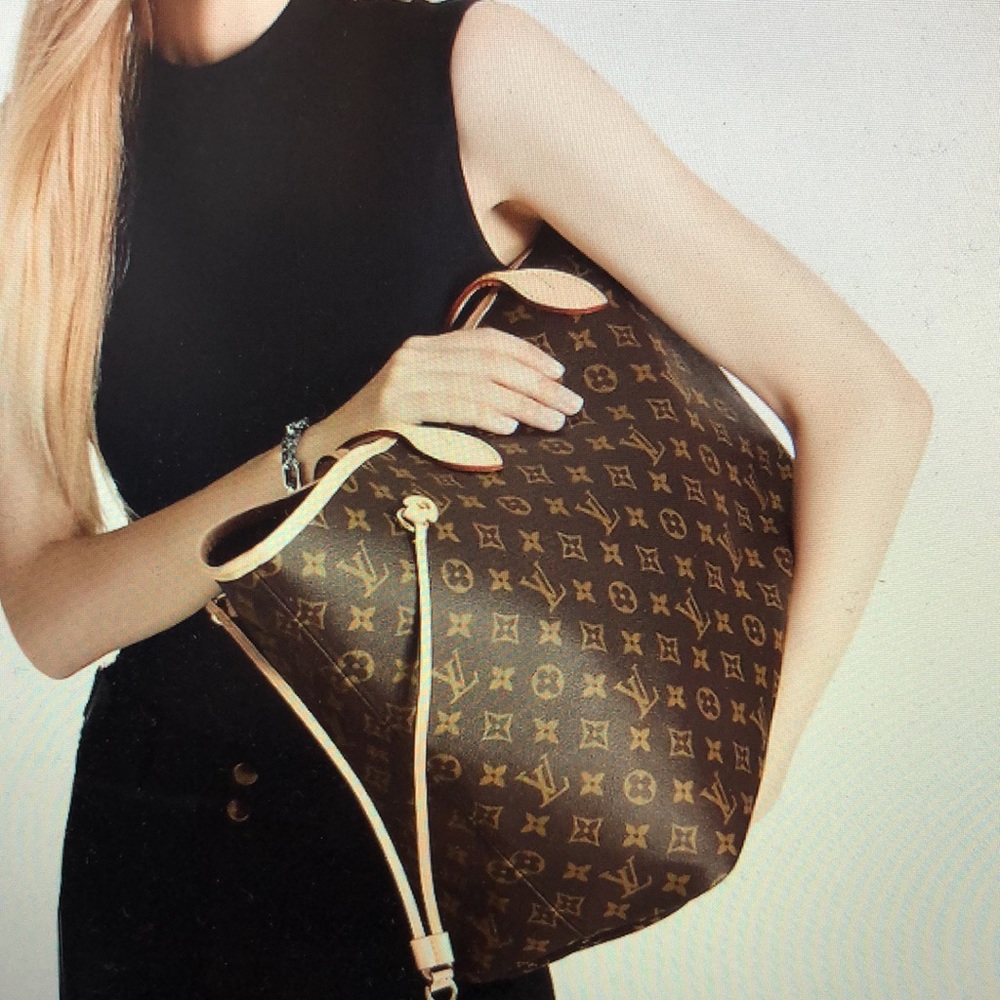 LG 🌸🌸 AUTHENTIC 🌸🌸 Louis Vuitton Neverfull GM/ Pink